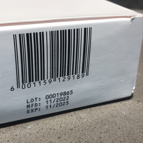 BRAND NEW IN BOX Trending Bio-Oil Body Lotion Specialist Body Moisturiser - Picture 4 of 5